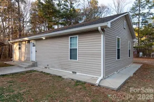 138 Pacific Drive, Statesville, NC 28677 - #1