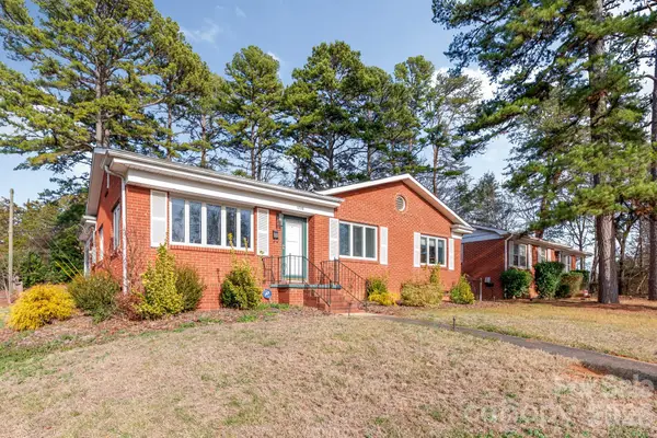 1708 Miles Court, Charlotte, NC 28216