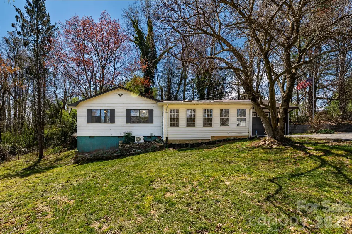 18 Peaceful Valley Lane, Flat Rock, NC 28731 - #1