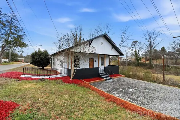 28 Central Avenue, Granite Falls, NC 28630