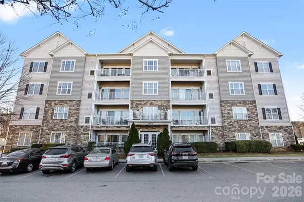 6605 Central Pacific Avenue, Charlotte, NC 28210