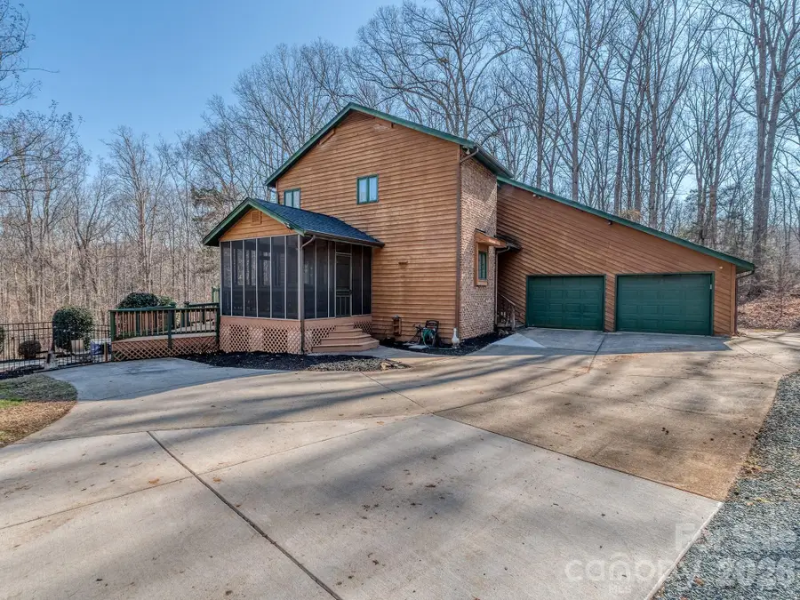 8723 Crestview Drive, Waxhaw, NC 28173 - #2