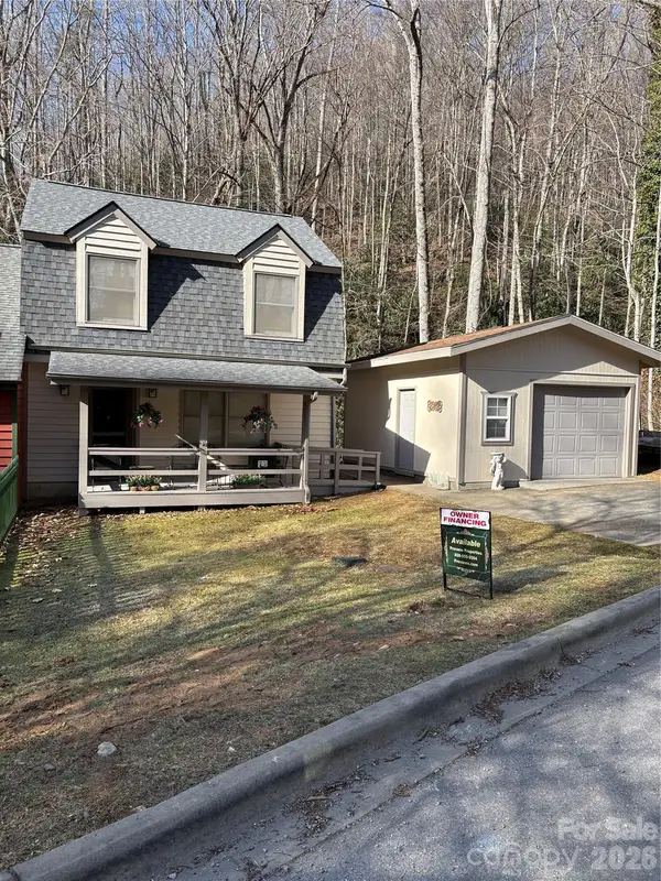 5 Creekside Drive, Maggie Valley, NC 28751