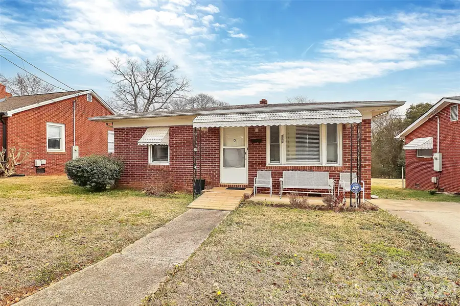 326 N Alexander Street, Mount Holly, NC 28120 - #2