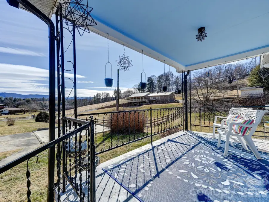 2313 Hyder Mountain Road, Clyde, NC 28721 - #2