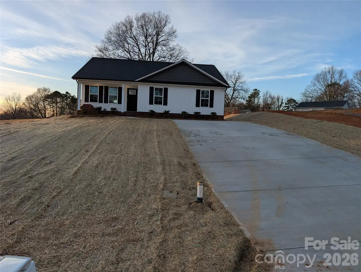 816 Evergreen Avenue, Kannapolis, NC 28081 - #1