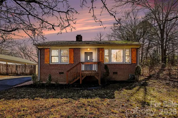 614 N Rhyne Street, Gastonia, NC 28054