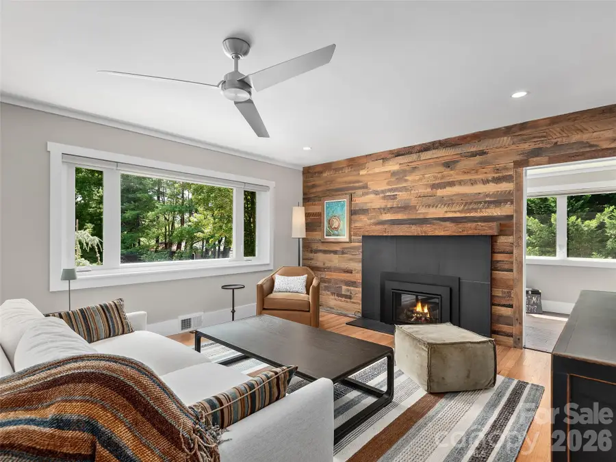 29 White Pine Drive, Asheville, NC 28805 - #3