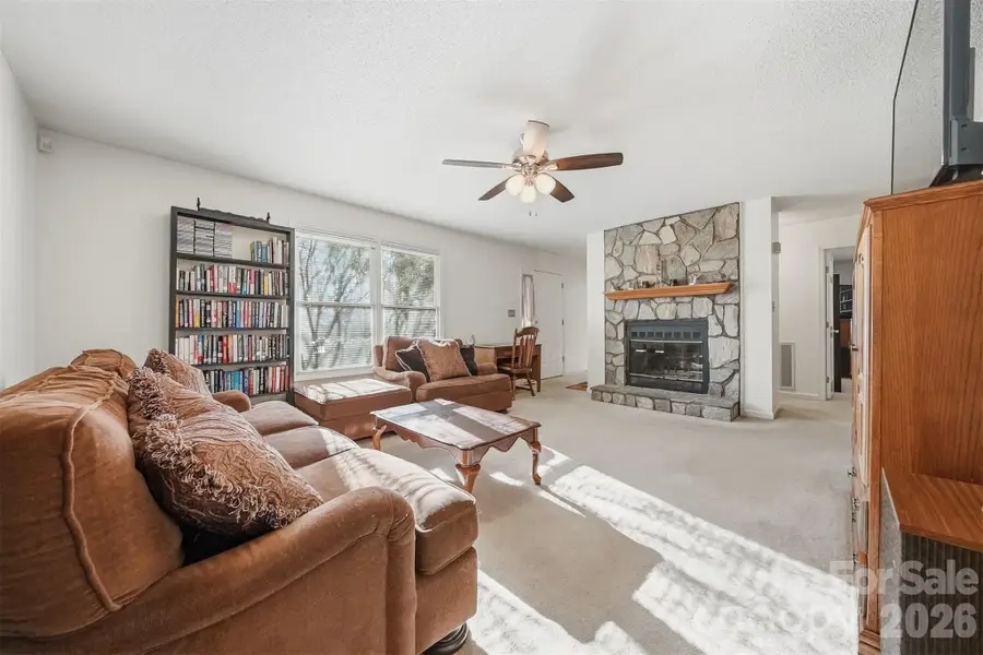 5216 Bethel Church Road, Hickory, NC 28602 - #3