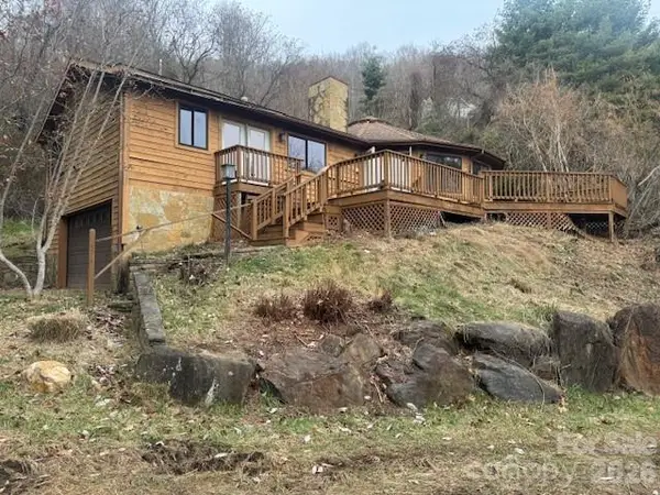 43 Easy Street, Burnsville, NC 28714