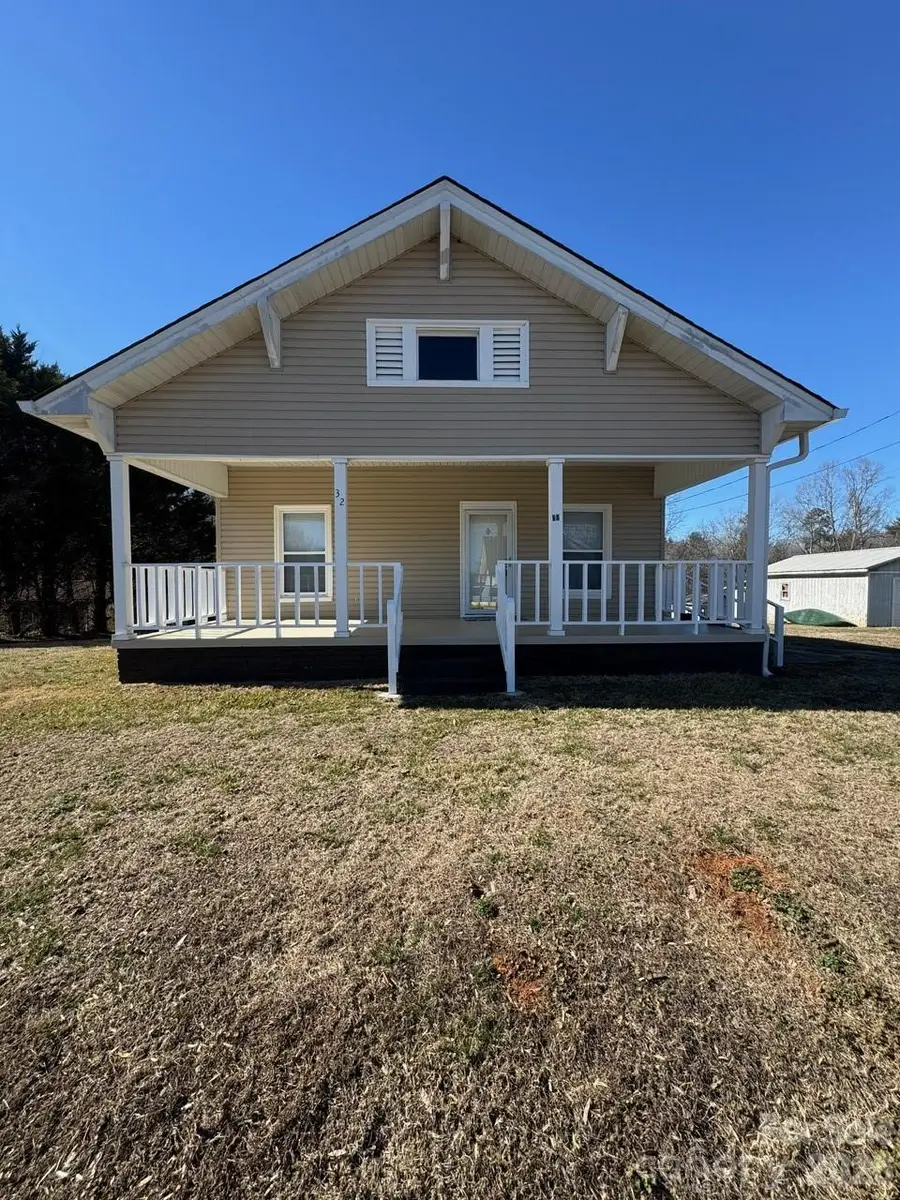 32 Pearl Street, Granite Falls, NC 28681 - #2