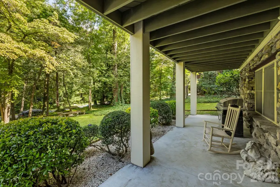 3017 Chestnut Tree Road, Hendersonville, NC 28792 - #3