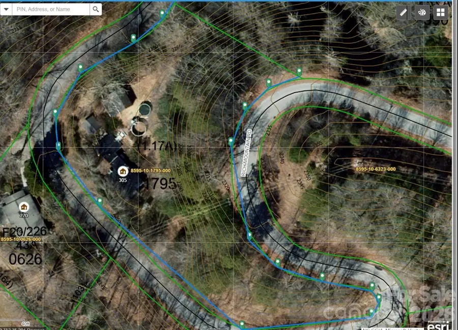 305 Rich Mountain Road, Brevard, NC 28712 - #2