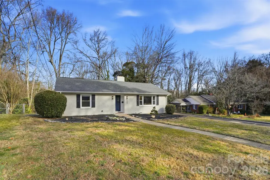 931 Hickory Nut Street, Charlotte, NC 28205 - #2