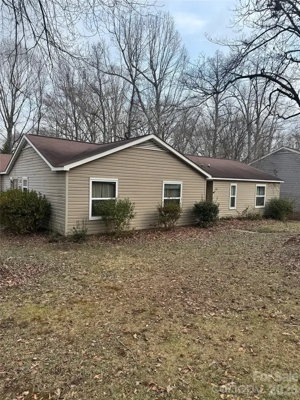 11130 Blue Heron Drive, Charlotte, NC 28226