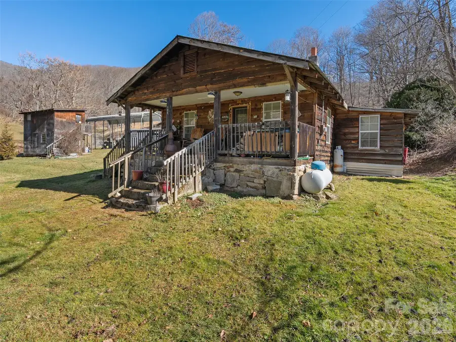 186 Creekmont Drive, Clyde, NC 28721 - #2