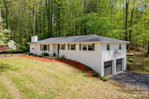 6 N Marley Drive, Flat Rock, NC 28731