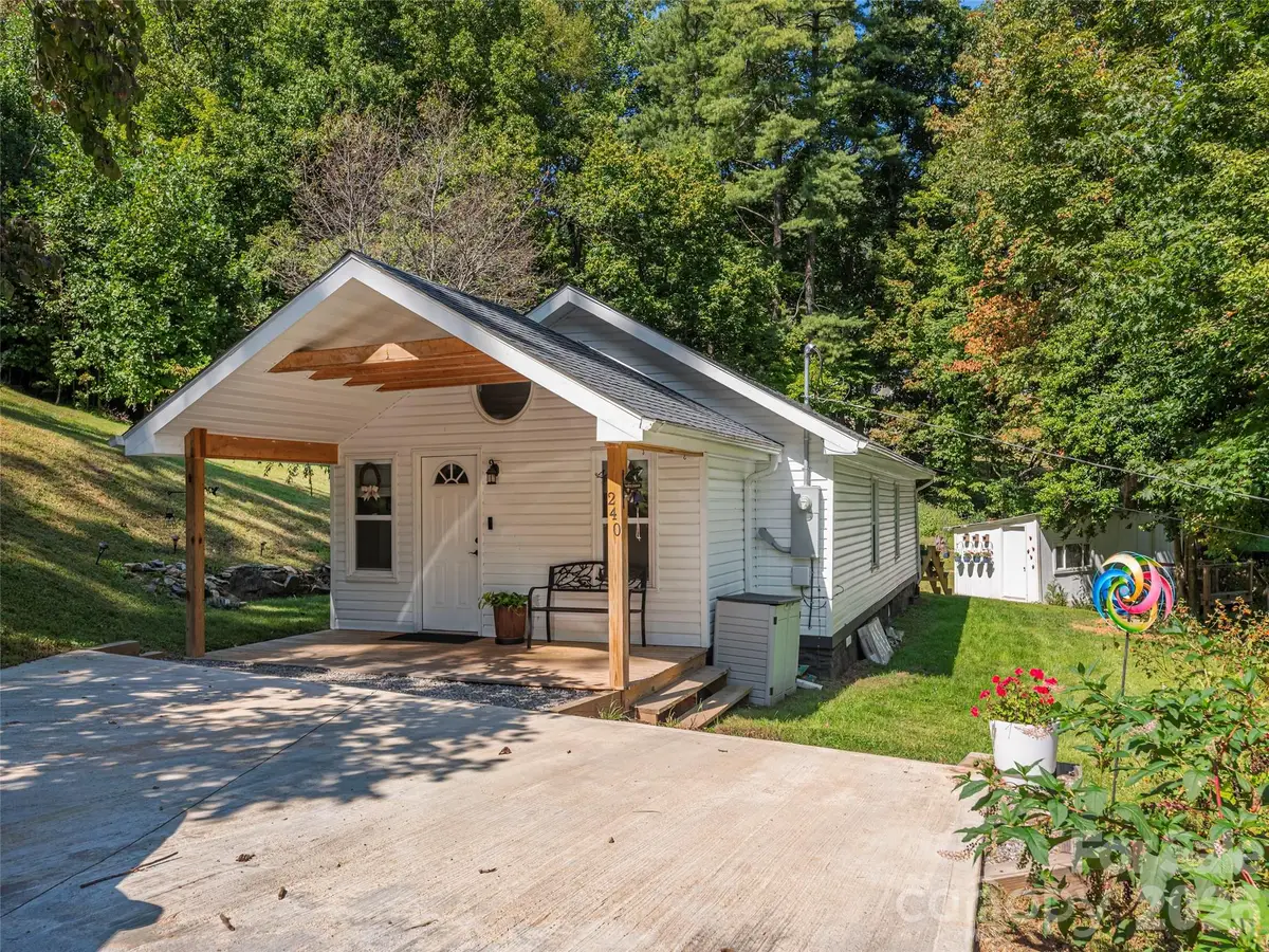 240 Little Cove Road, Waynesville, NC 28786 - #1