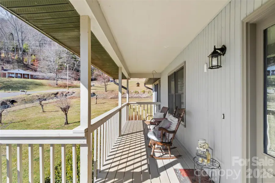 342 Mountain View Road, Burnsville, NC 28714 - #3