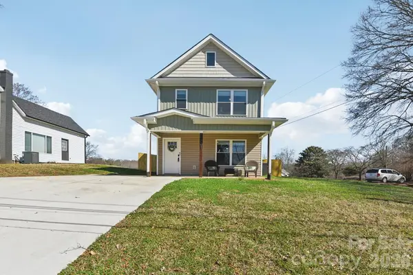 201 N Davis Avenue, Newton, NC 28658