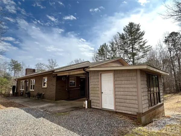 757 Carrigan Road, Taylorsville, NC 28681