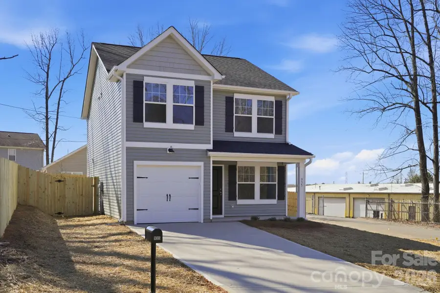 935 Wallace Street, Statesville, NC 28677 - #2