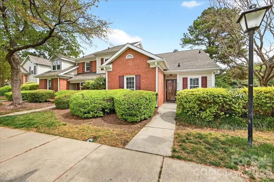 9227 N Vicksburg Park Court, Charlotte, NC 28210 - #2