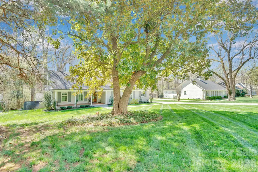 5752 Bellechasse Street, Charlotte, NC 28210 - #3