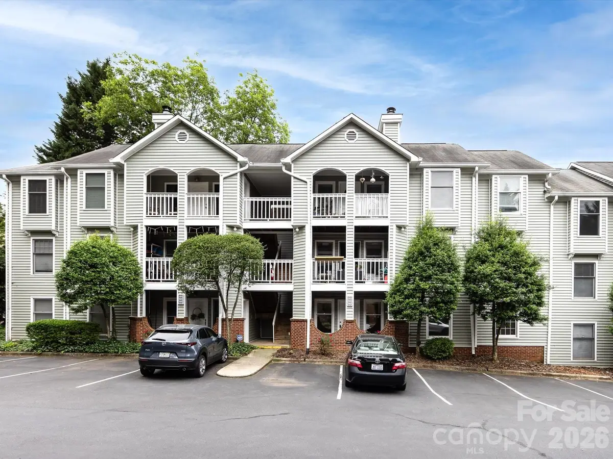 430 Queens Road #221, Charlotte, NC 28207 - #1