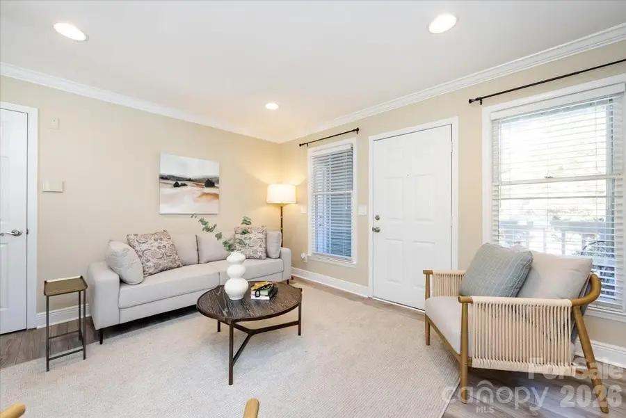 430 Queens Road #221, Charlotte, NC 28207 - #3