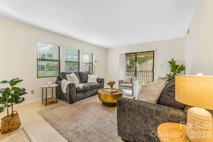 1801 Abbey Circle, Asheville, NC 28805 - #2