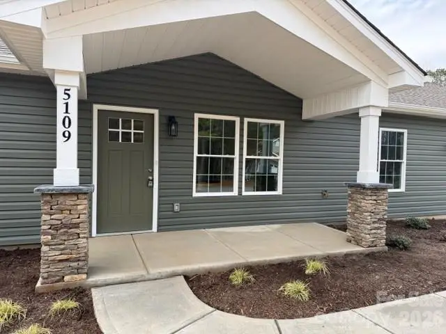 5109 Hanging Rock Court, Hickory, NC 28601 - #2