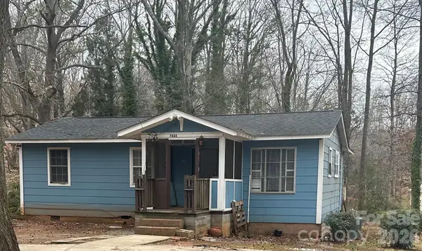 7633 Gwynne Hill Road, Charlotte, NC 28215