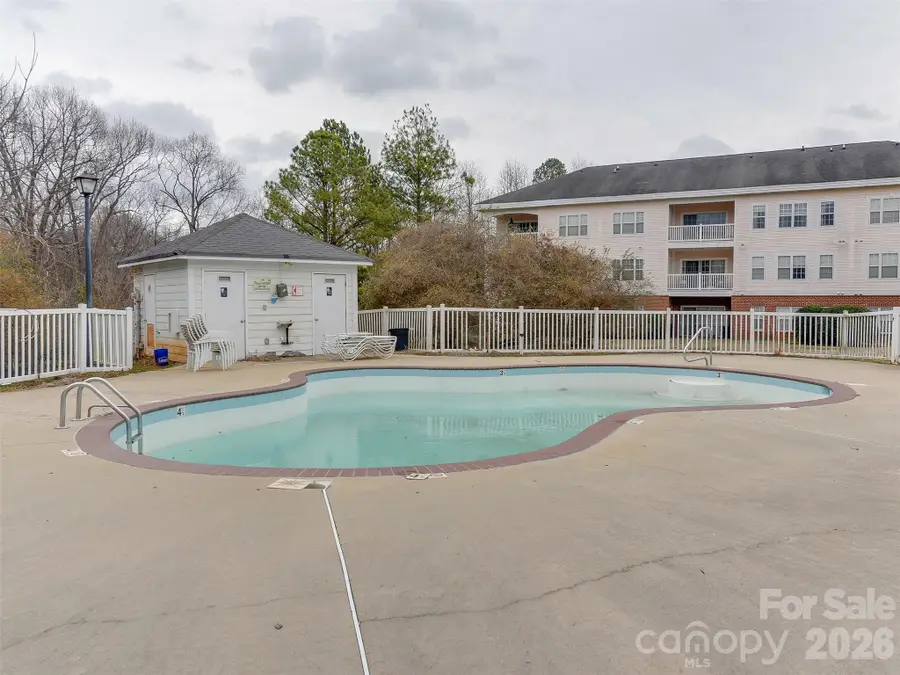 9233 Meadow Vista Road, Charlotte, NC 28213 - #3