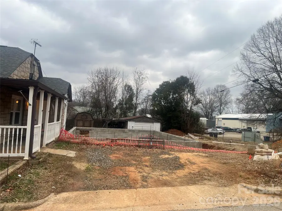 204 W C Avenue, Salisbury, NC 28144 - #3