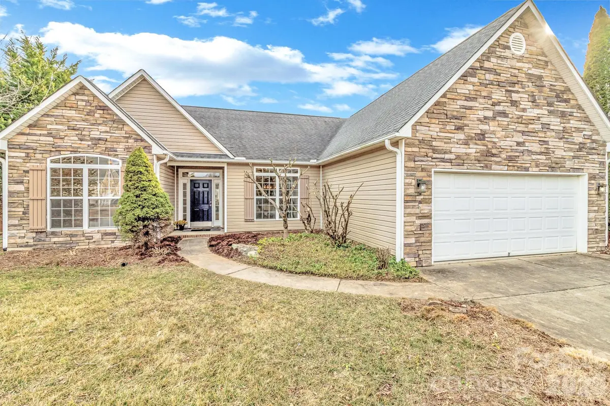 7 W Hiawassee Road, Fletcher, NC 28732 - #1