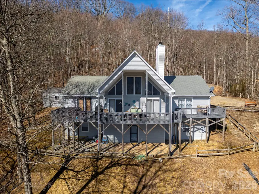 872 Mountainside Drive, Waynesville, NC 28786 - #2