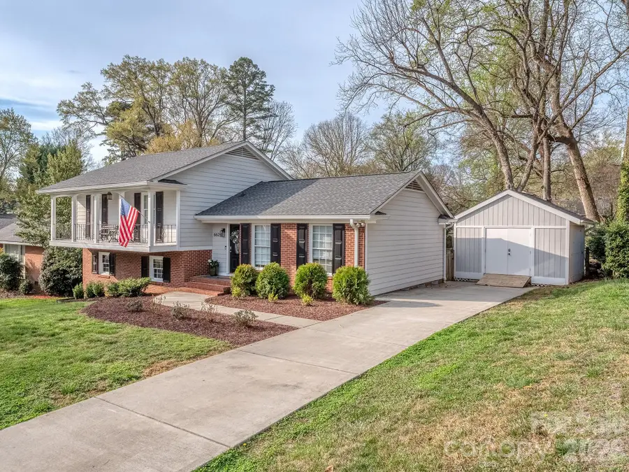 6624 Sunview Drive, Charlotte, NC 28210 - #2