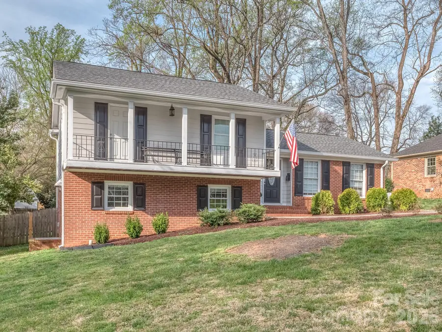 6624 Sunview Drive, Charlotte, NC 28210 - #3