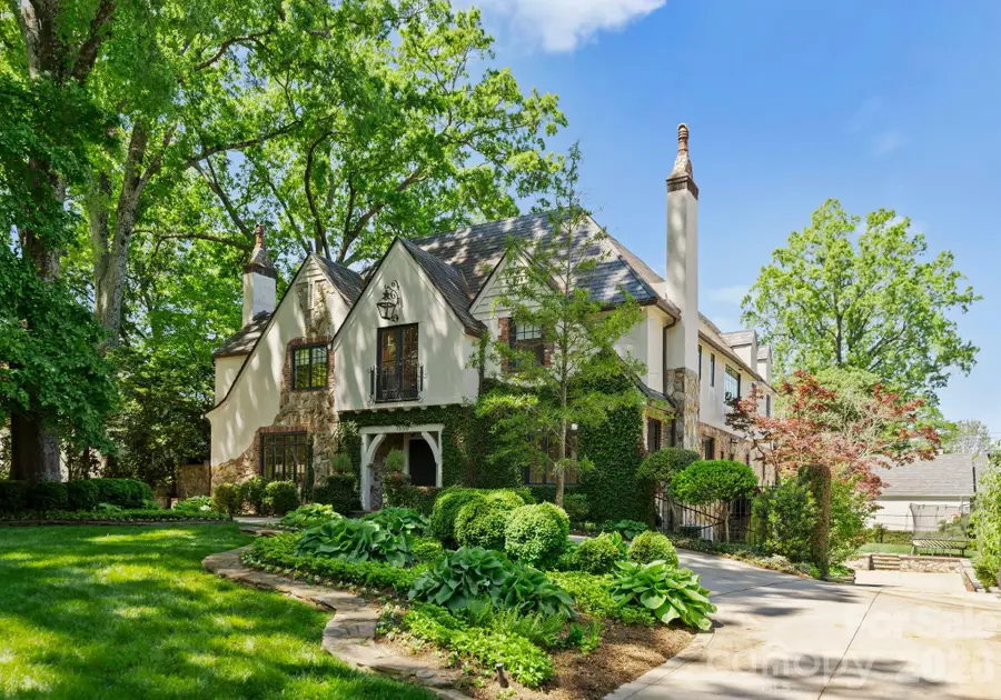 1550 Queens Road W, Charlotte, NC 28207 - #2