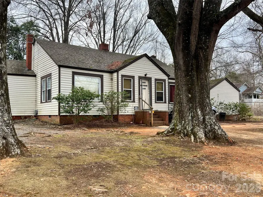 1604 Salisbury Avenue, Albemarle, NC 28001 - #2