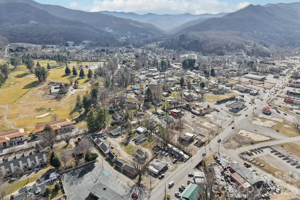 6 Neon Place, Waynesville, NC 28786 - #1