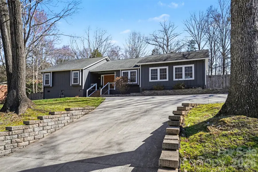 1834 Summerhill Drive, Charlotte, NC 28212 - #2