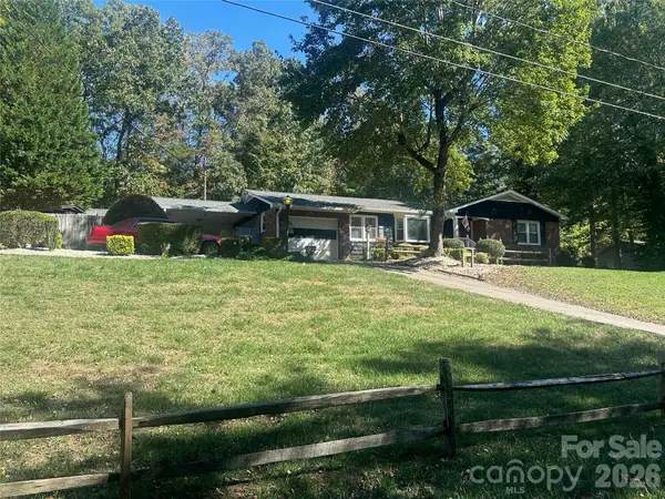 14 Windsor Circle, Thomasville, NC 27360