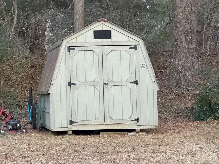 902 N 11th Street, Albemarle, NC 28001 - #2