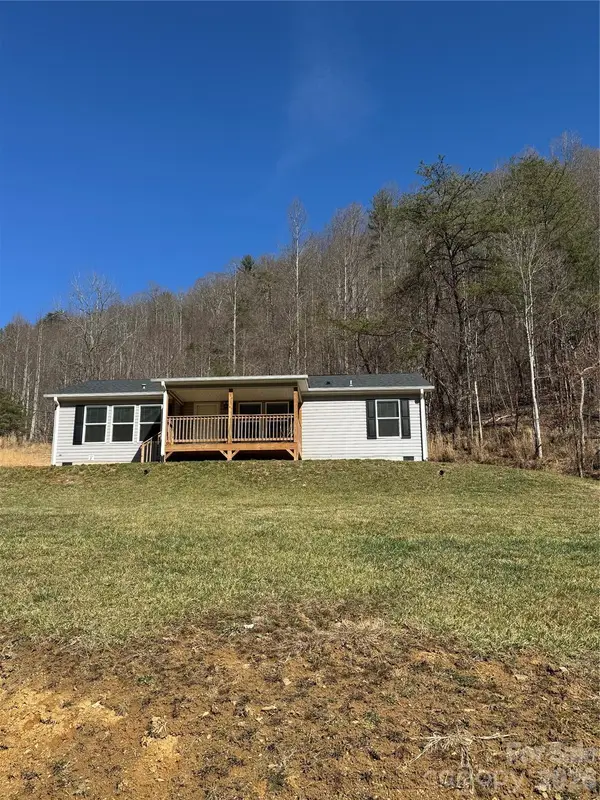 4958 Grapevine Road, Marshall, NC 28753