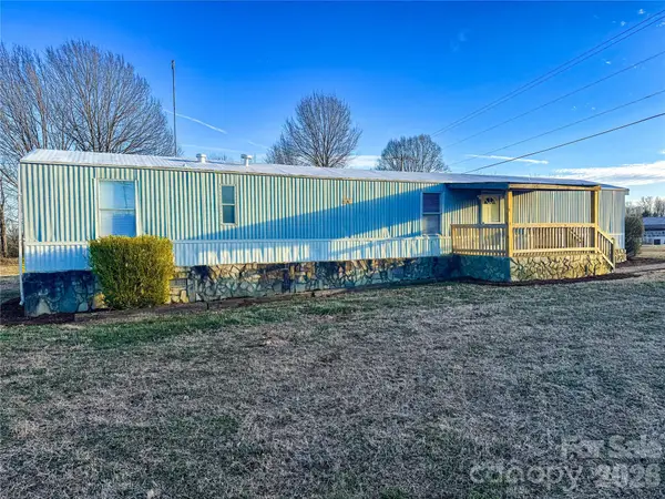 7555 Palm Tree Drive, Vale, NC 28168