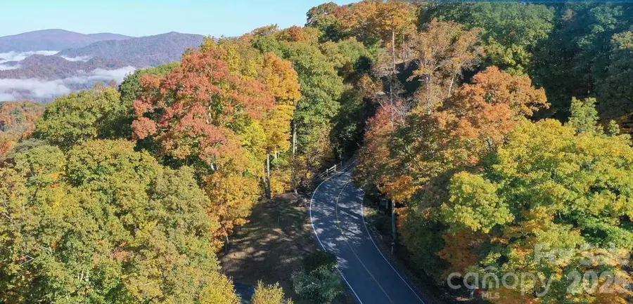 104 Smokehouse Way, Burnsville, NC 28714 - #3