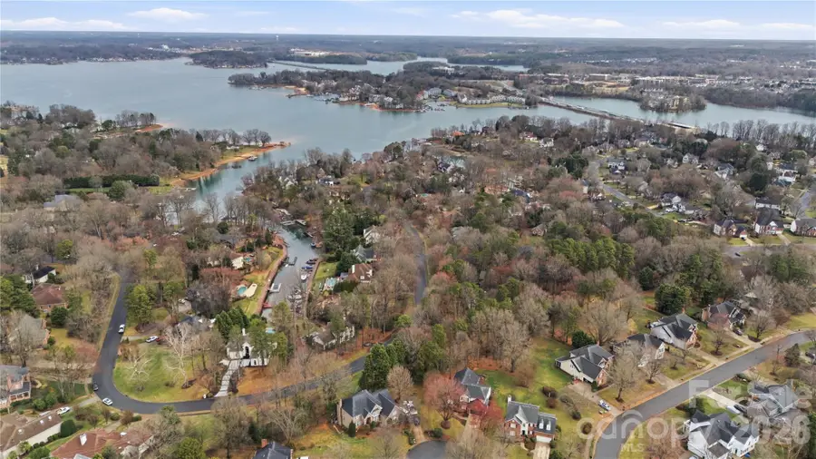 21428 John Pines Drive, Cornelius, NC 28031 - #3