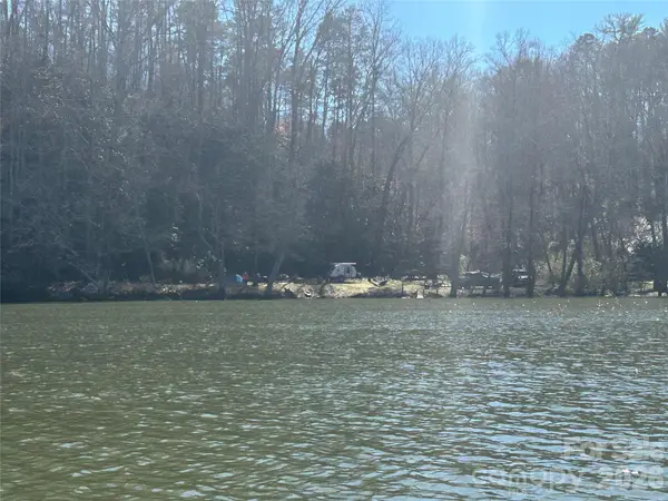 1800 Hilferty Road, Hickory, NC 28601